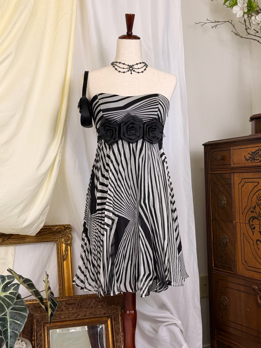 Vintage Alberto Makali Silk Black & White Strapless Mini Dress